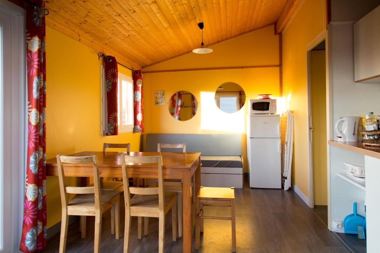 Les Chalets D Hermine 蒙特勒东拉贝索涅 外观 照片
