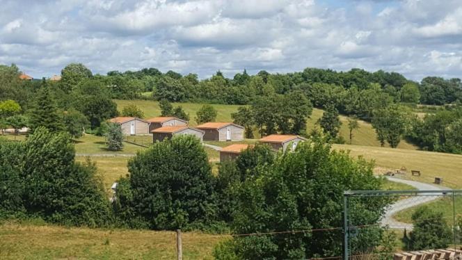 Les Chalets D Hermine 蒙特勒东拉贝索涅 外观 照片