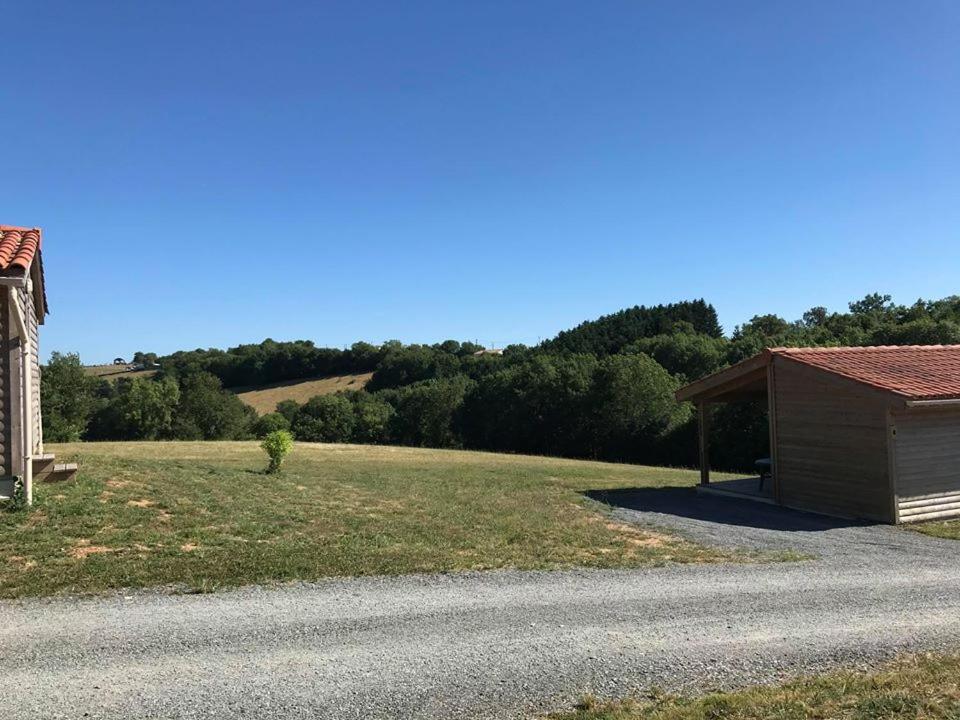 Les Chalets D Hermine 蒙特勒东拉贝索涅 外观 照片